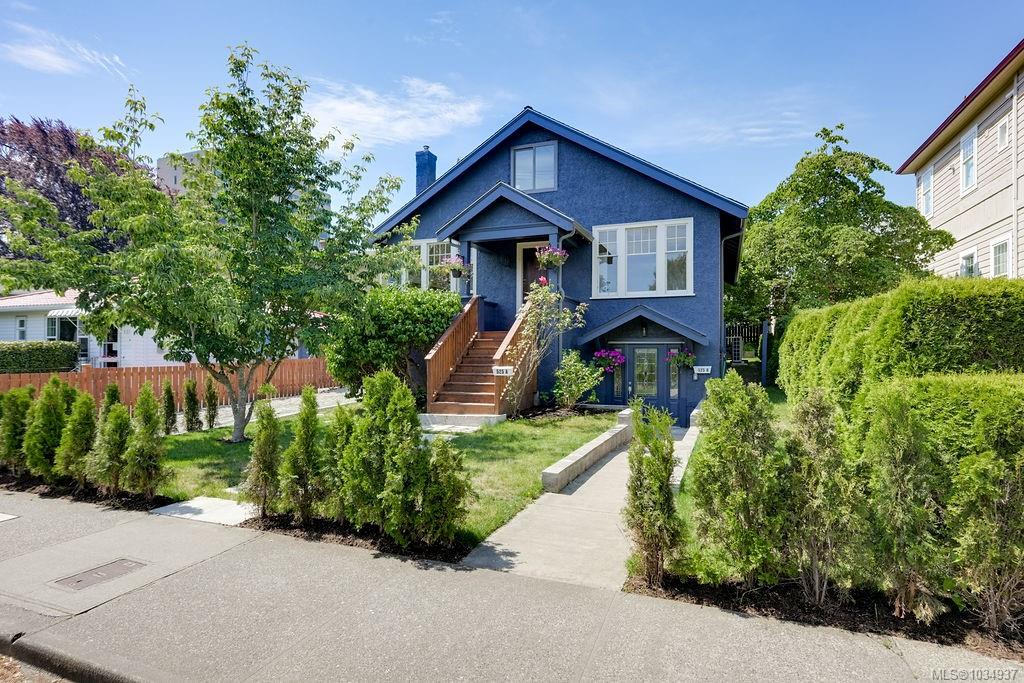 Second View of 525 Simcoe St, Victoria, BC, V8V 1M1