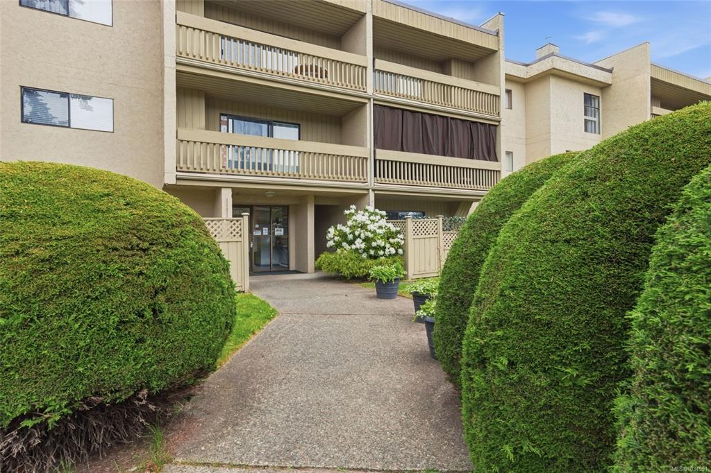 Second View of 363 Morison Ave, Parksville, BC, V9P 1P4