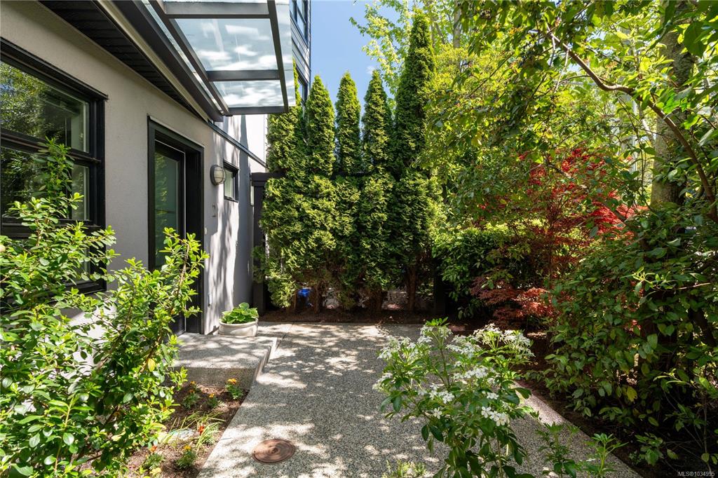 Fifth View of 1234 Johnson St, Victoria, BC, V8V 3P1