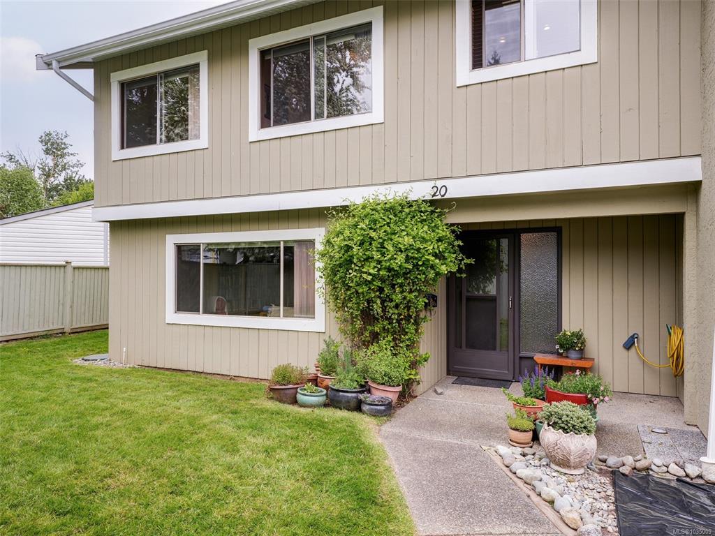 2020 White Birch Rd, 1035009, BC,