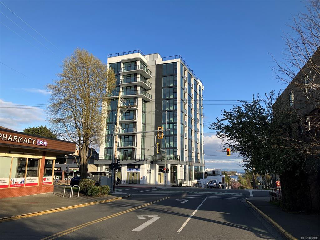 899 Esquimalt Rd, 1035018, BC,