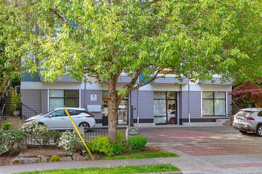 Third View of 116 Queens Rd, Duncan, BC, V9L 2W6
