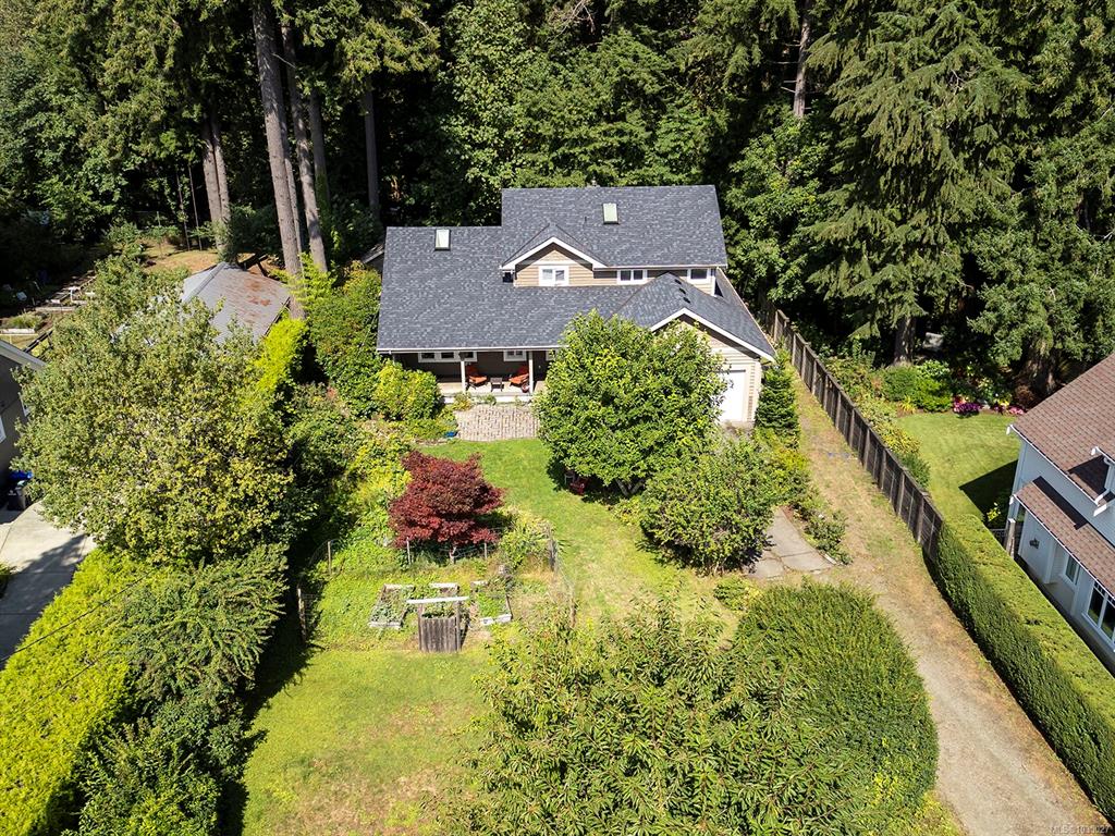 Third View of 789 3rd St, Courtenay, BC, V9N 1E9