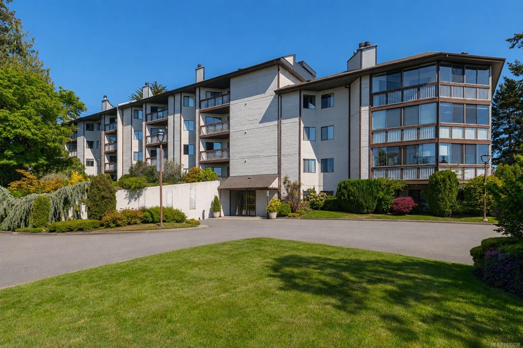 69 Gorge Rd W, 1035038, BC,