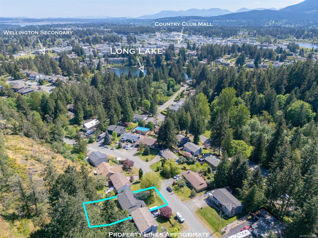 Second View of 3716 Howden Dr, Nanaimo, BC, V9T 3V9