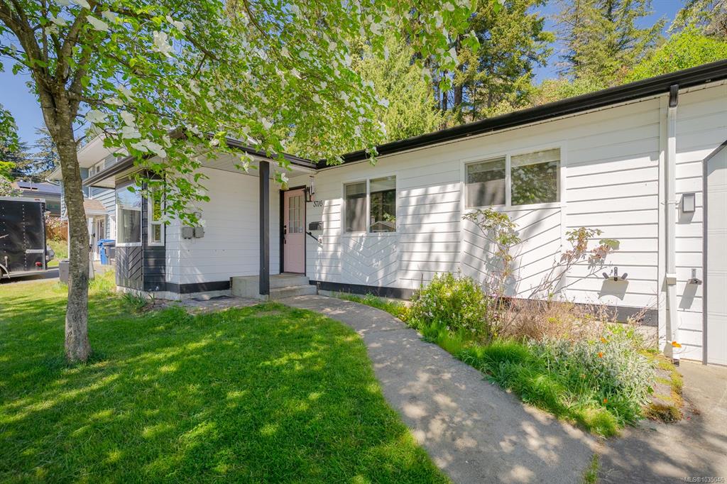 Third View of 3716 Howden Dr, Nanaimo, BC, V9T 3V9
