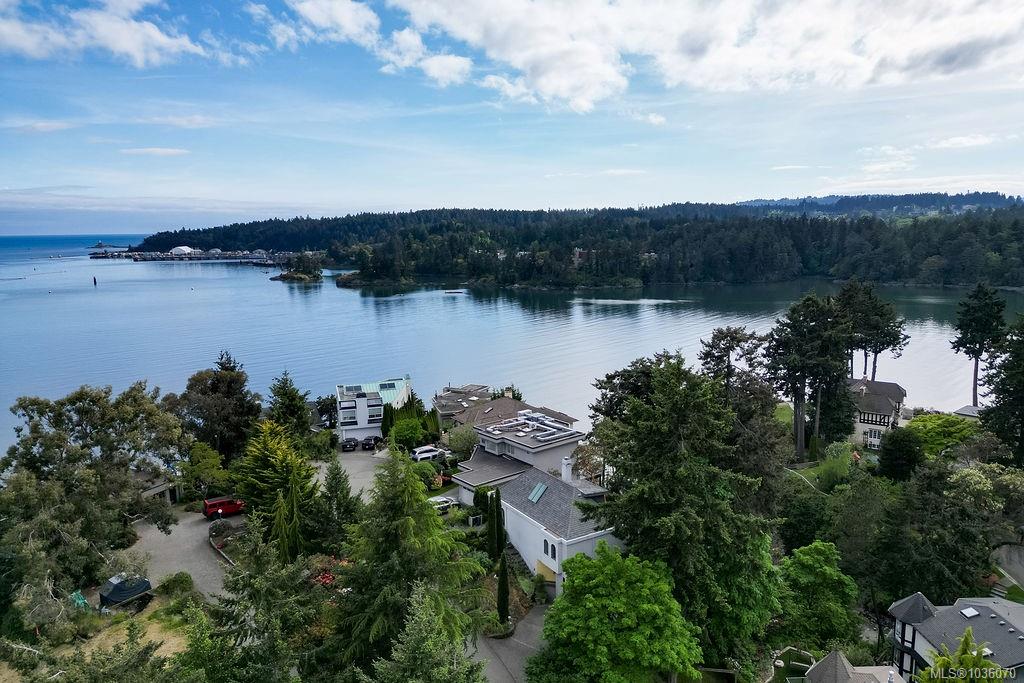 Fifth View of 317 Bessborough Close, View Royal, BC, V9B 3M3