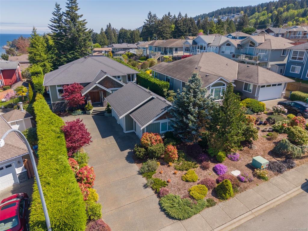 5676 Muggies Way, 1036086, BC,