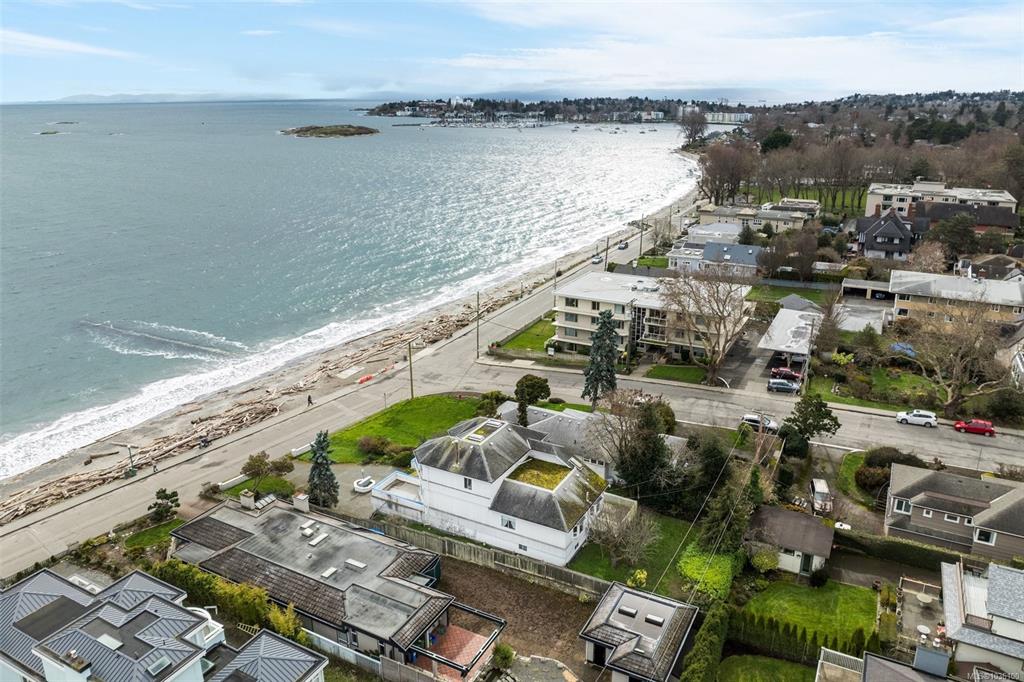 Fourth View of 2524 Esplanade, Oak Bay, BC, V8R 2W3