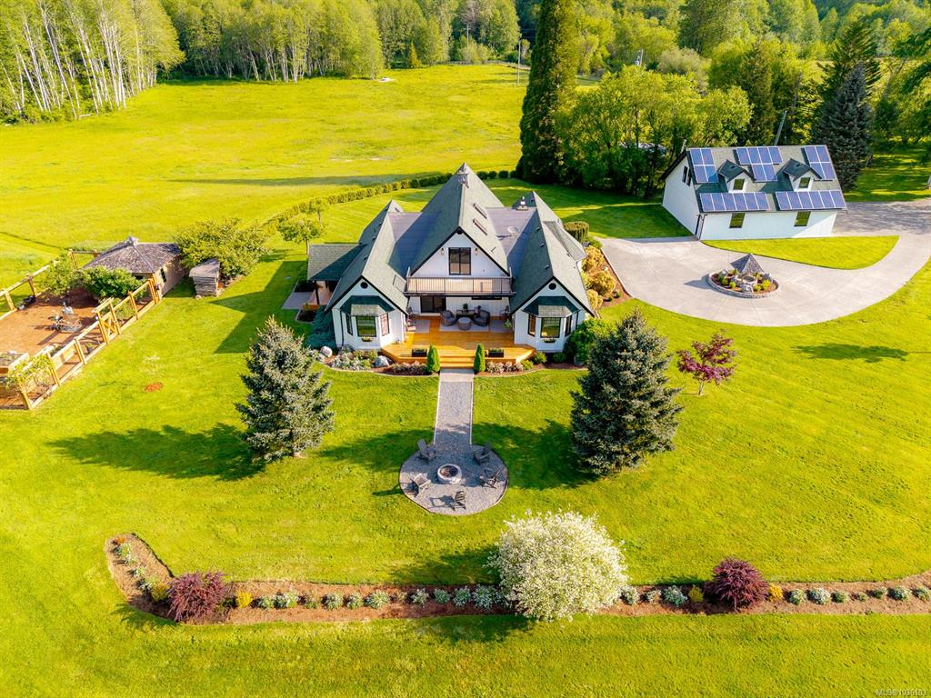 3775 Mountain Rd, 1036103, BC,