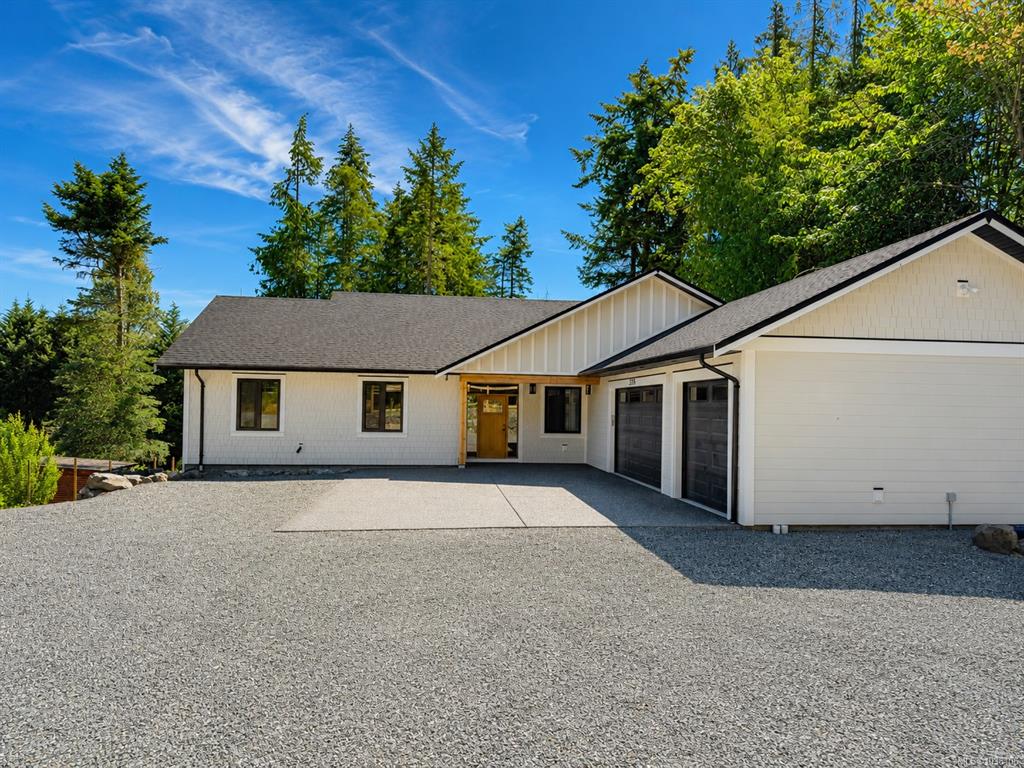 Third View of 3325 Telegraph Rd, Mill Bay, BC, V9Z 0G4