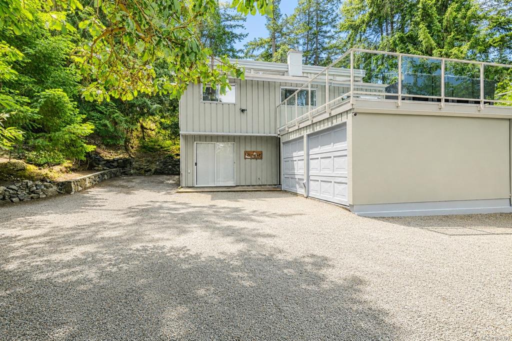 Third View of 7136 Willis Point Rd, Central Saanich, BC, V9E 2A1