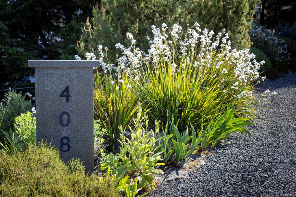 Fourth View of 408 Newport Ave, Oak Bay, BC, V8S 5C5