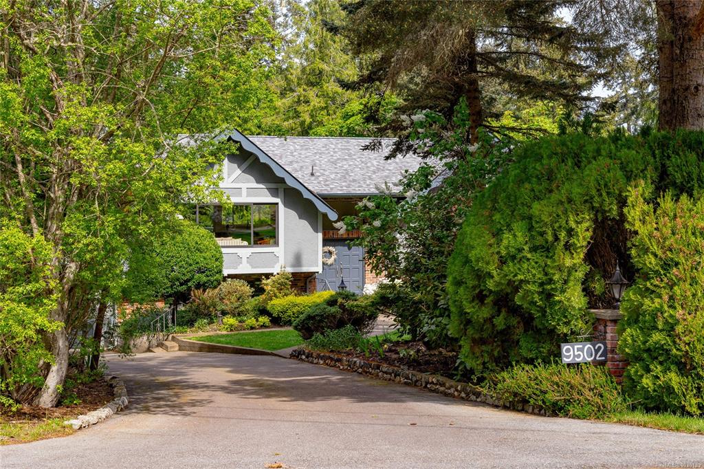 Fifth View of 9502 Glenelg Ave, North Saanich, BC, V8L 5H1