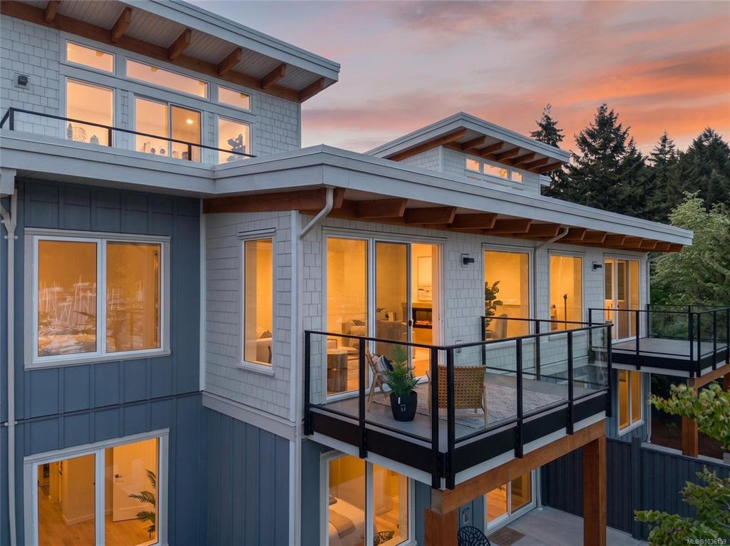 152 Marina View Dr, 1036159, BC,