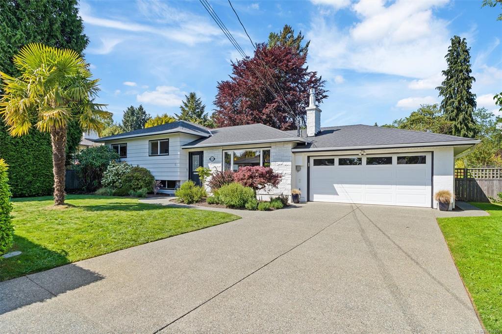 2090 Mcneill Ave, 1036168, BC,