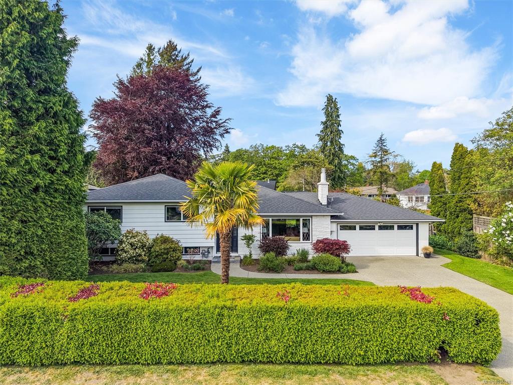 Third View of 2090 Mcneill Ave, Oak Bay, BC, V8S 2X8