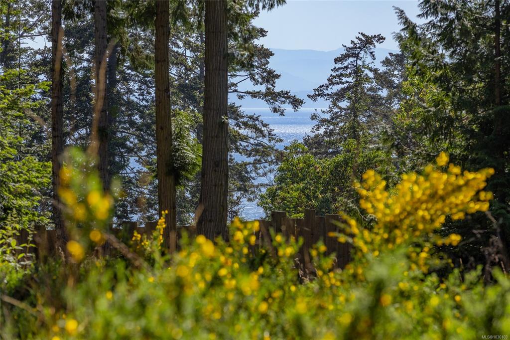 Second View of 2613 Shoal Rd, Pender Island, BC, V0N 2M2