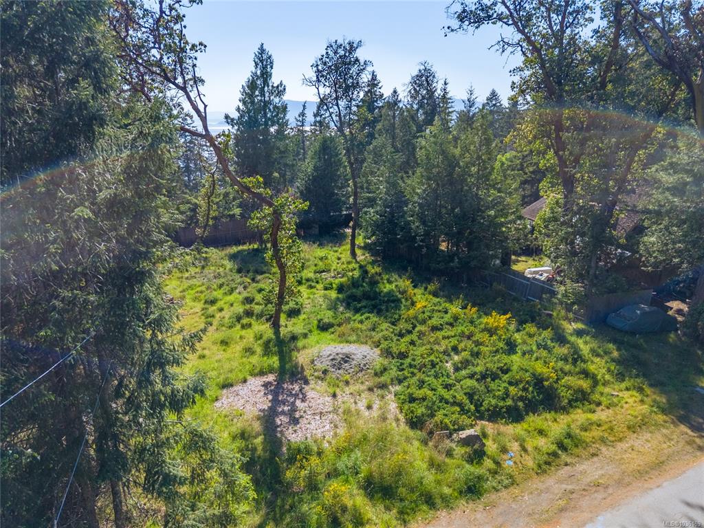 Fifth View of 2613 Shoal Rd, Pender Island, BC, V0N 2M2
