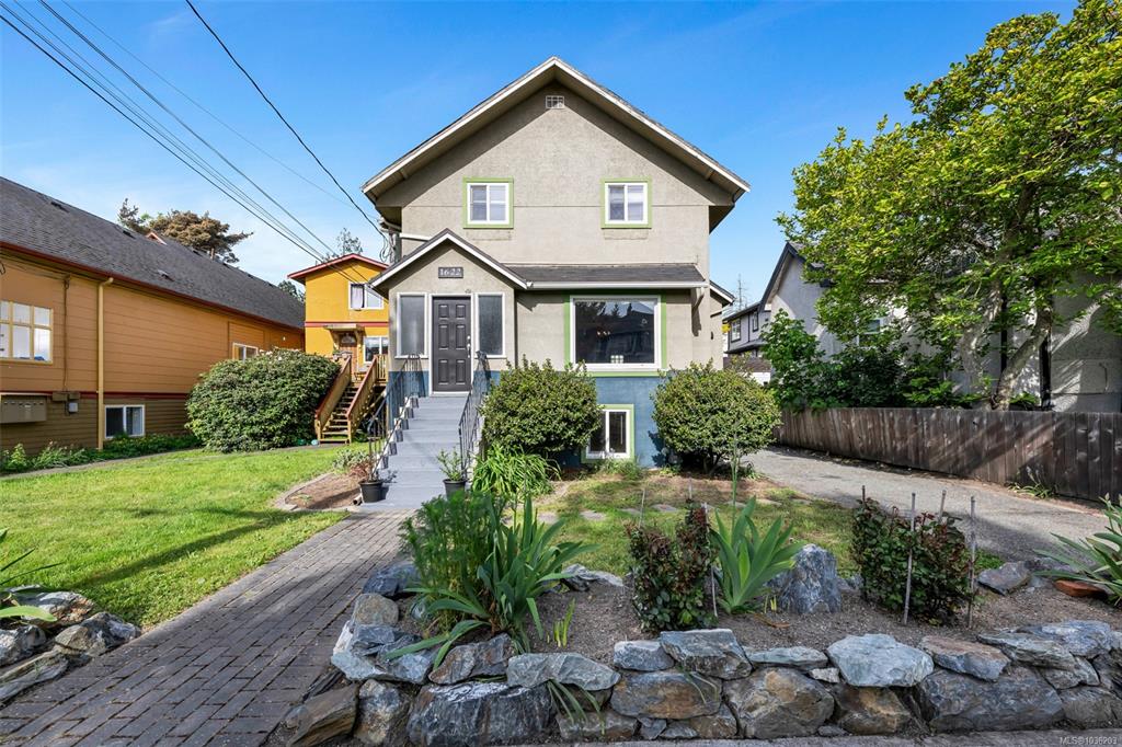 1622 Camosun St, 1036203, BC,