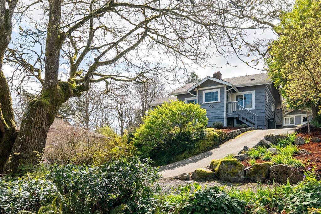 981 Violet Ave, 1036205, BC,