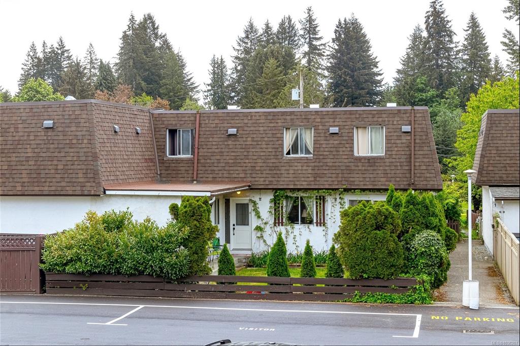 3208 Gibbins Rd, 1036207, BC,