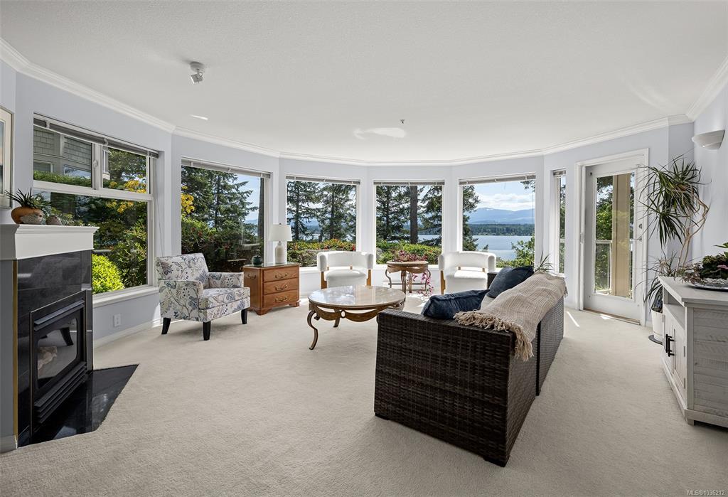 2275 Comox Ave, 1036212, BC,