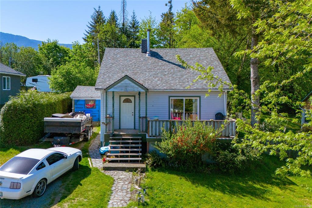 Fifth View of 44 Arbutus St W, Lake Cowichan, BC, V0R 2G0