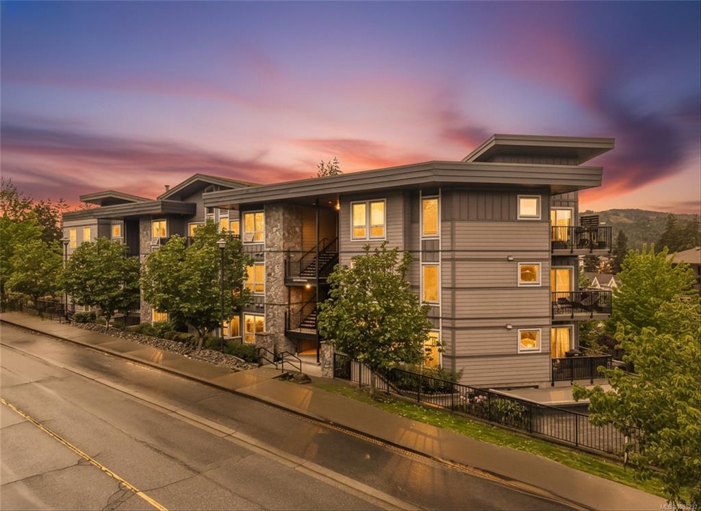 3240 Jacklin Rd, 1036232, BC,
