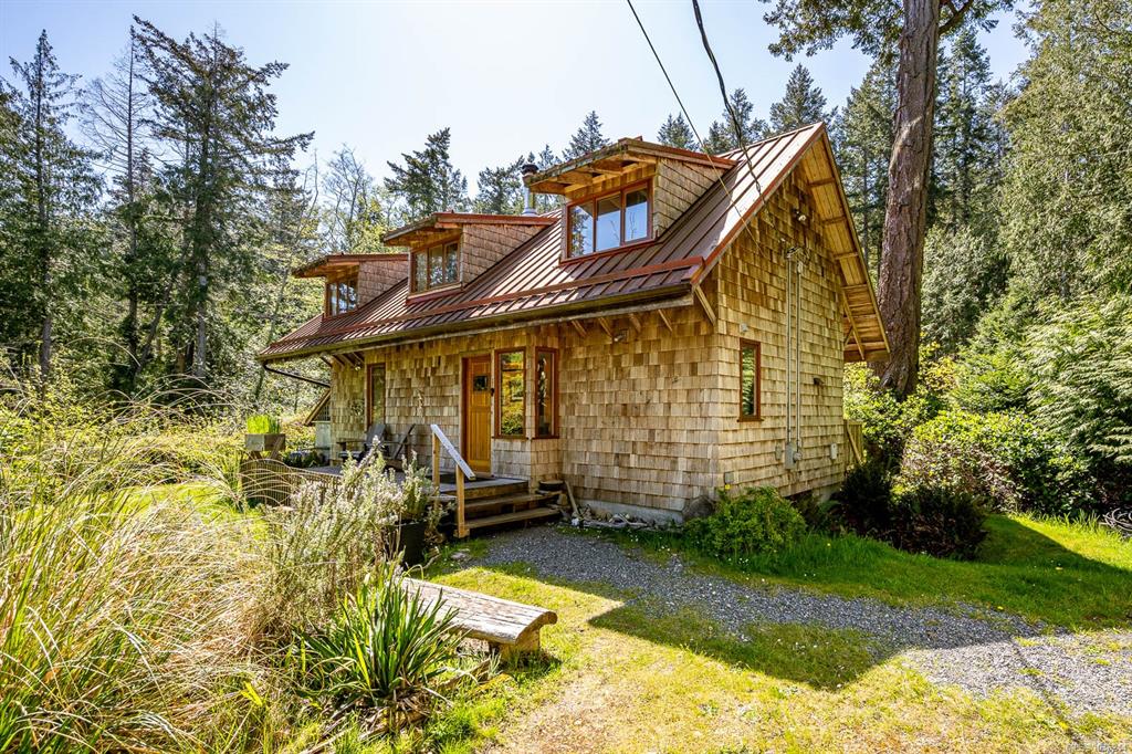 Fifth View of 7670 Anderson Dr, Hornby Island, BC, V0R 1Z0