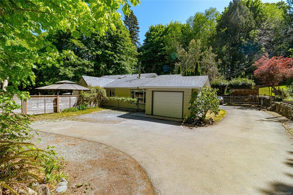 Fourth View of 2196 Phillips Rd, Sooke, BC, V9Z 0Y3