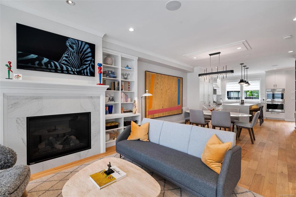 Fourth View of 1034 Pentrelew Pl, Bellewood Park, Victoria, BC, V8V 3L1