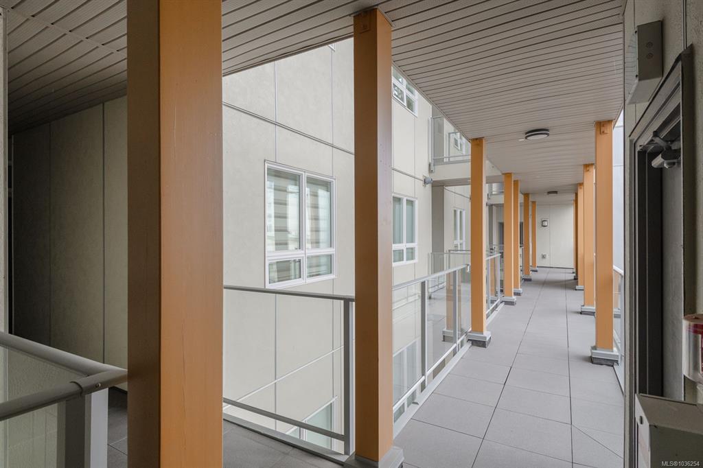 Fourth View of 10 Chapel St, Nanaimo, BC, V9R 5H2