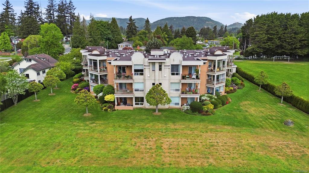 6585 Country Rd, 1036268, BC,