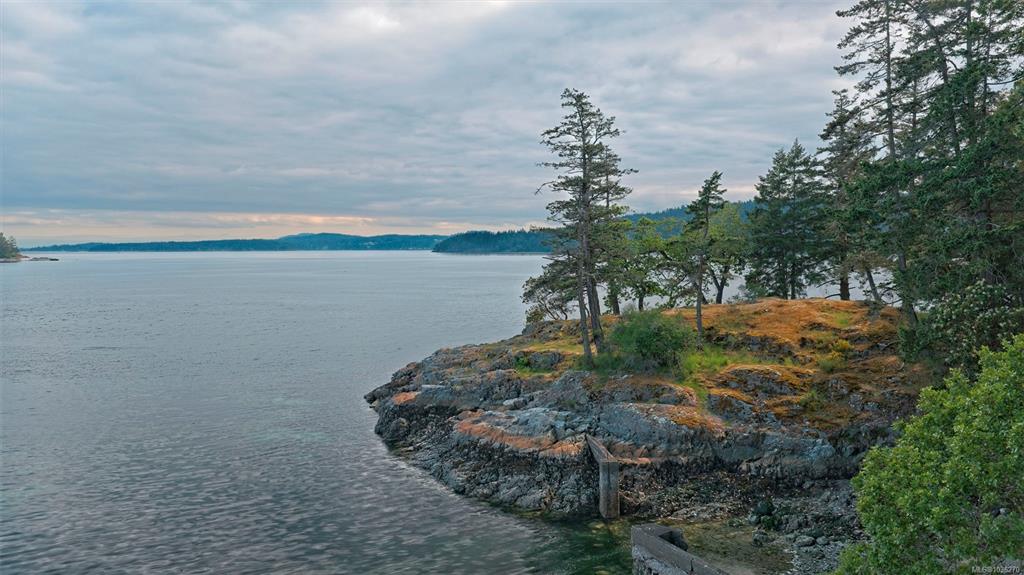 Third View of 157 Menhinick Dr, Salt Spring, BC, V8K 1W7