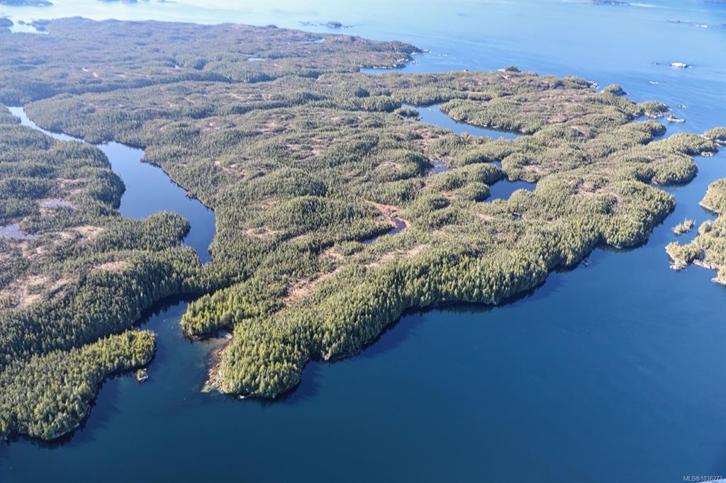 Dl 1216 Slingsby Channel, 1036273, BC,