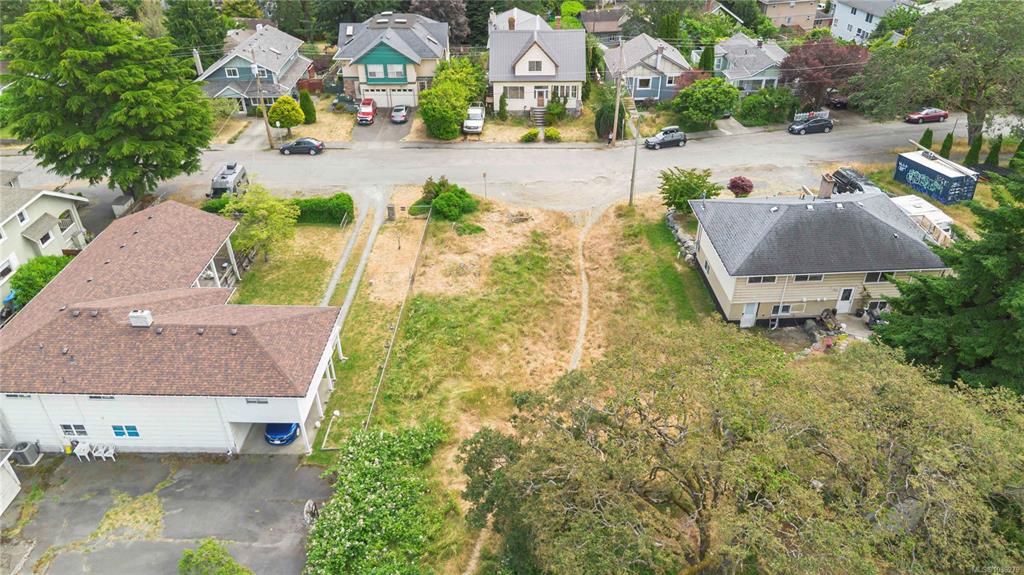 Third View of 1360 Vista Hts, Victoria, BC, V8T 2J3