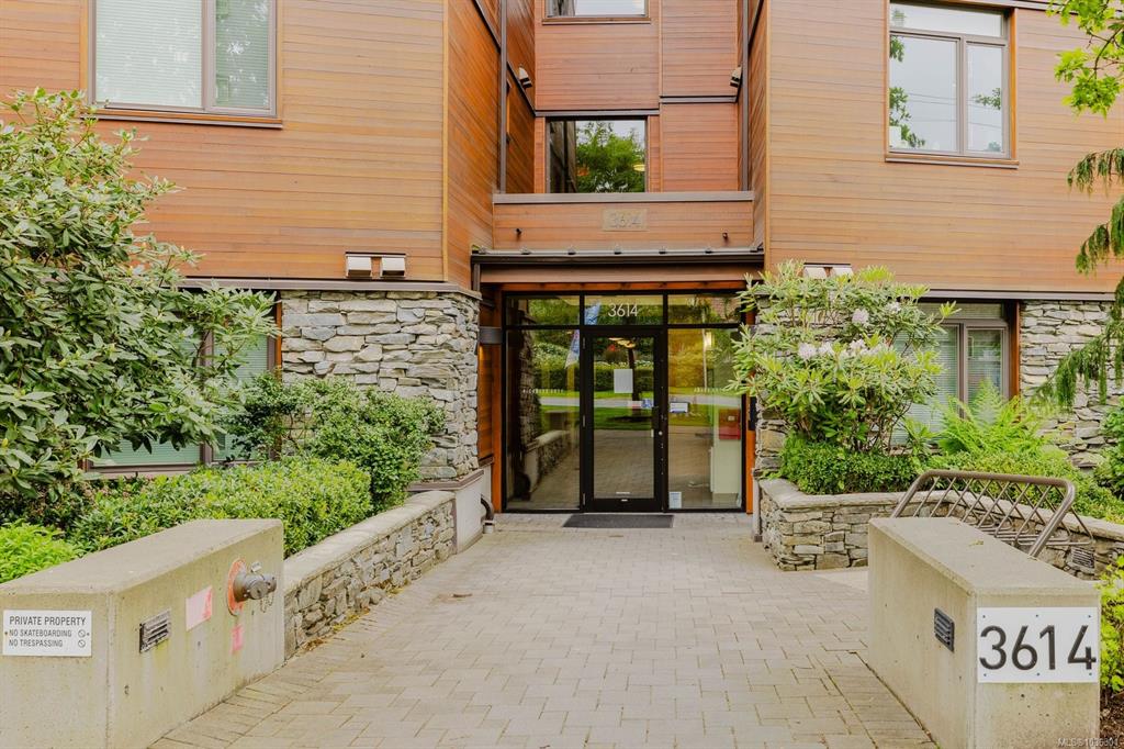 Fourth View of 3614 Richmond Rd, Saanich, BC, V8P 4R5