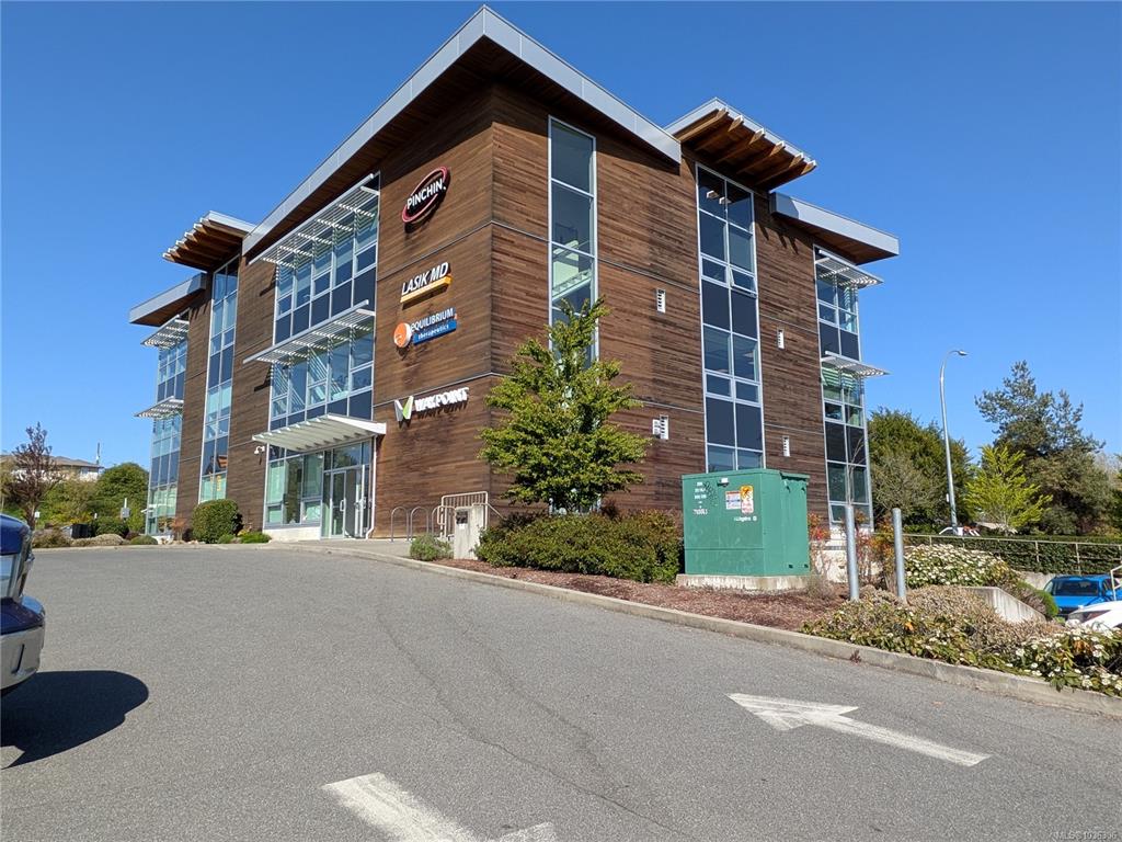 3645 Tillicum Rd, 1036306, BC,