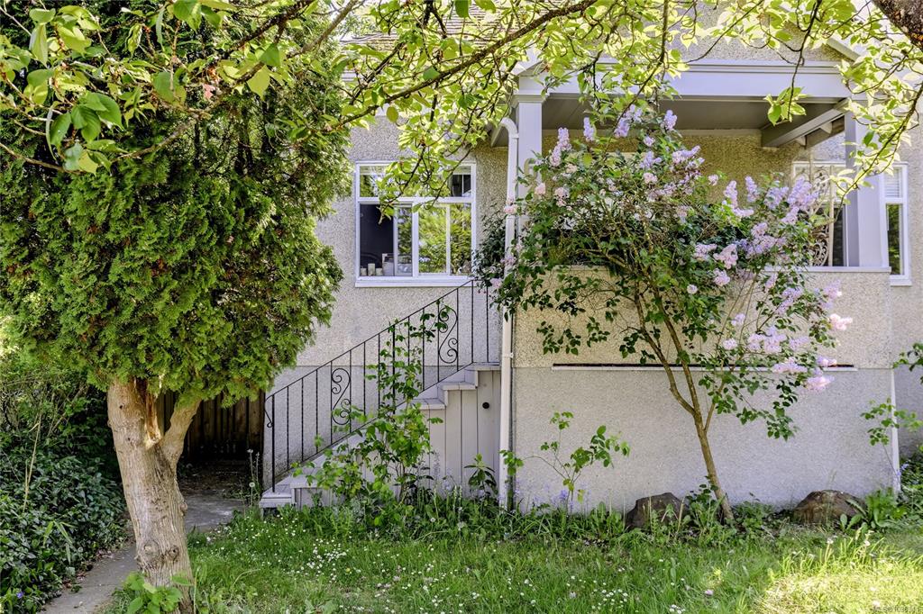 633 Prideaux St, 1036311, BC,