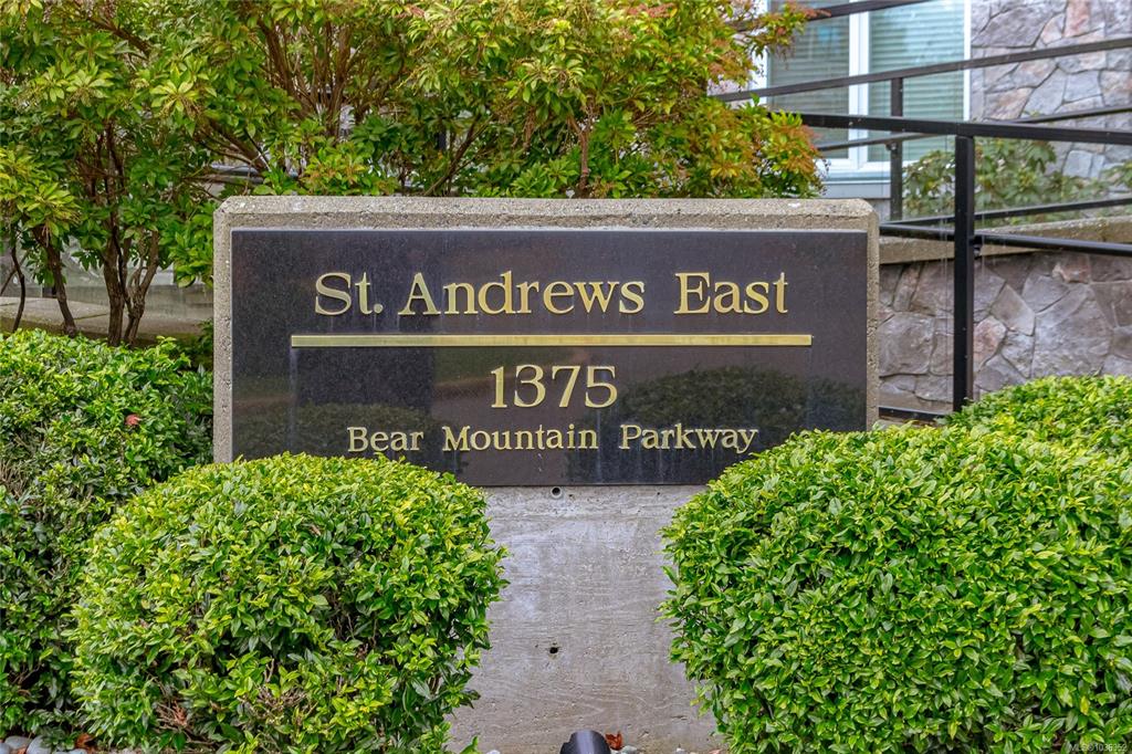 Fourth View of 1375 Bear Mountain Pkwy, St Andrews Walk, Langford, BC, V9B 6R3