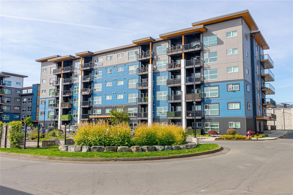 2465 Gateway Rd, 1036367, BC,
