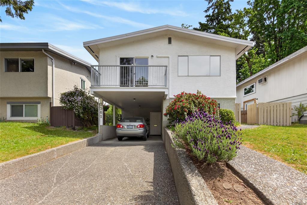2561 3rd Ave, 1036428, BC,