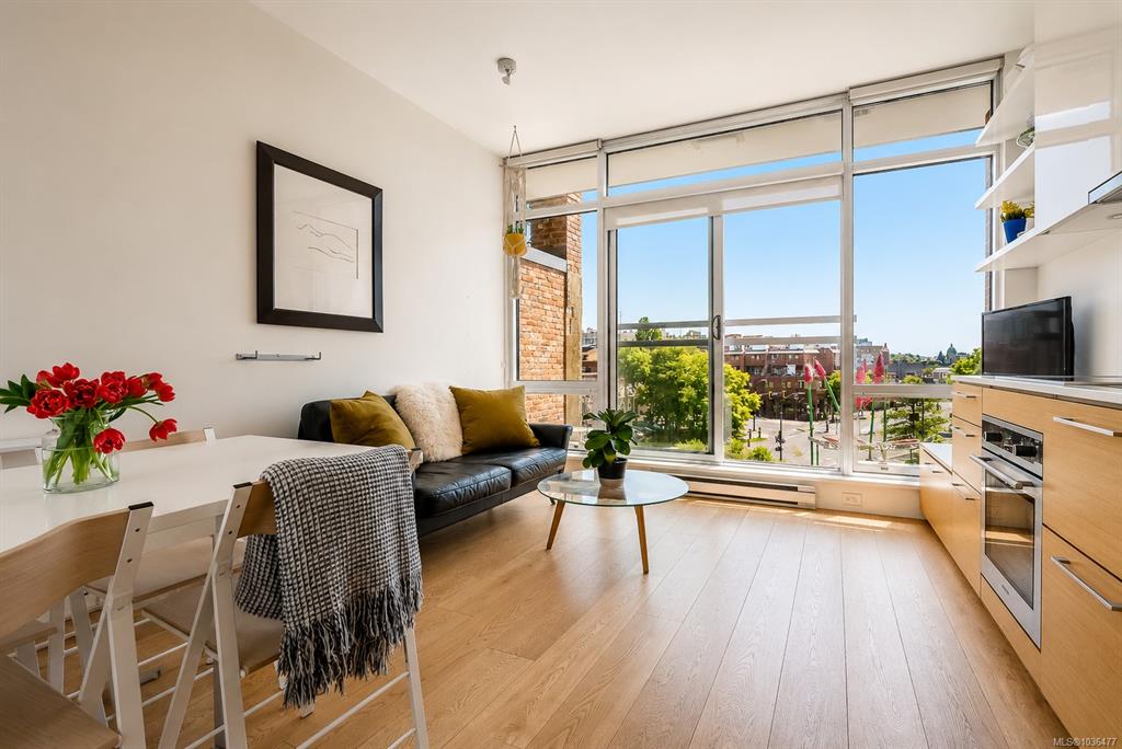 Fifth View of 456 Pandora Ave, Victoria, BC, V8W 0E3