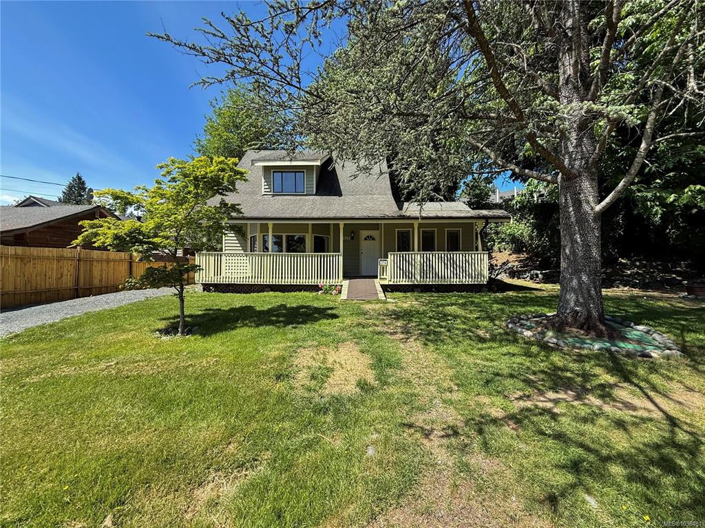 Second View of 2714 Vallejo Rd, Campbell River, BC, V9W 4W7