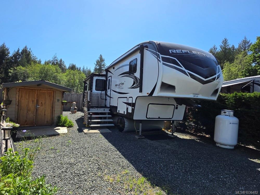 Third View of 6050 Island Hwy, Qualicum Beach, BC, V9K 2E1