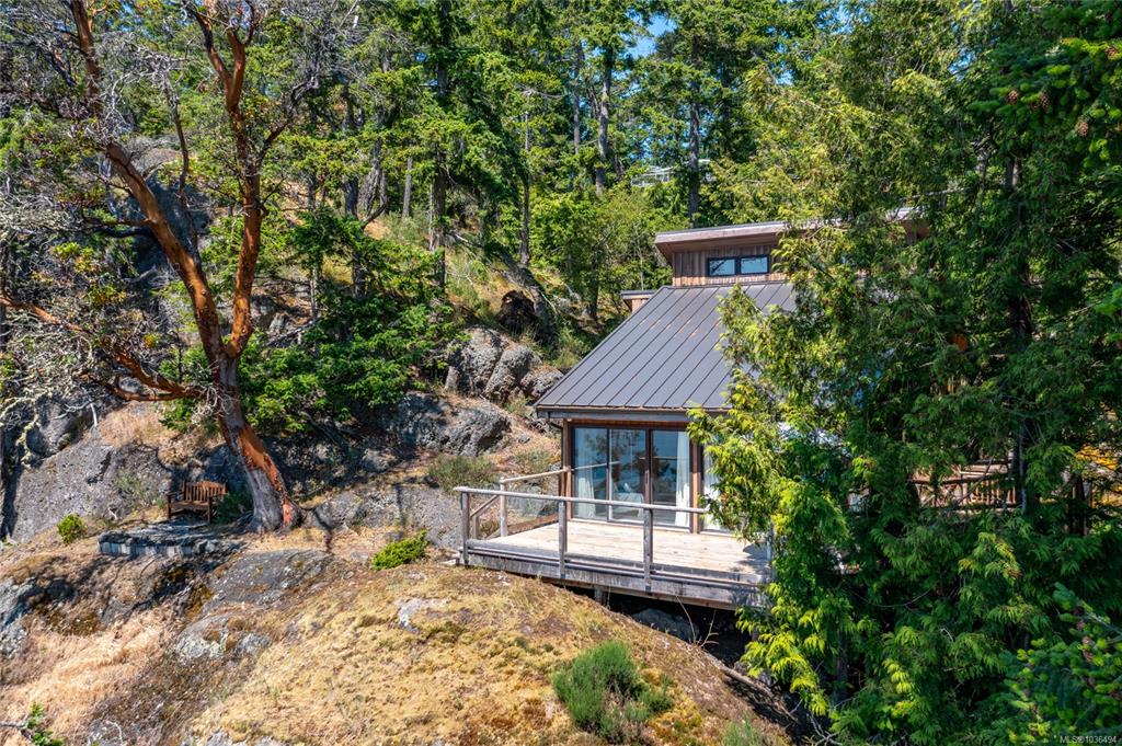 Fourth View of 3803 Cutlass Crt, Pender Island, BC, V0N 2M2