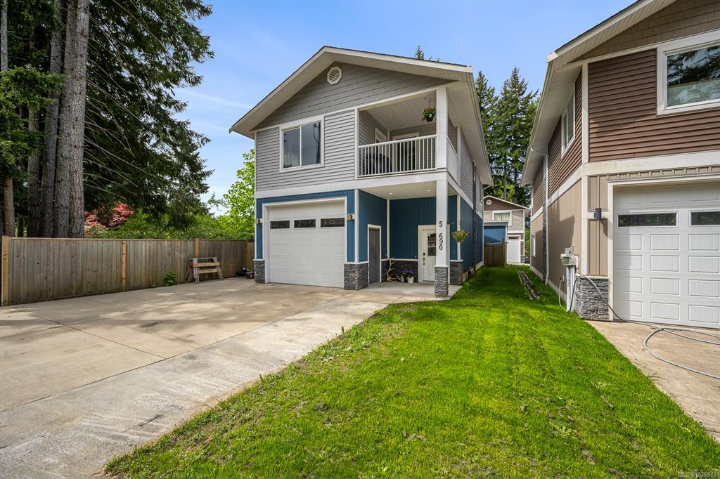 690 Smith Rd, 1036511, BC,