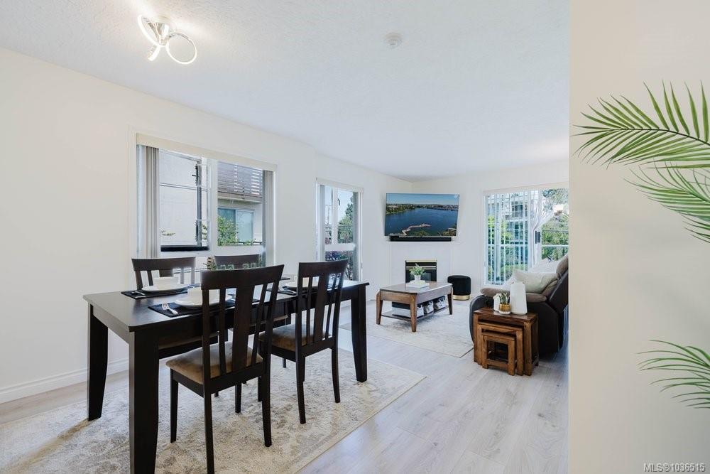 Fifth View of 331 Burnside Rd E, Victoria, BC, V9A 1A6