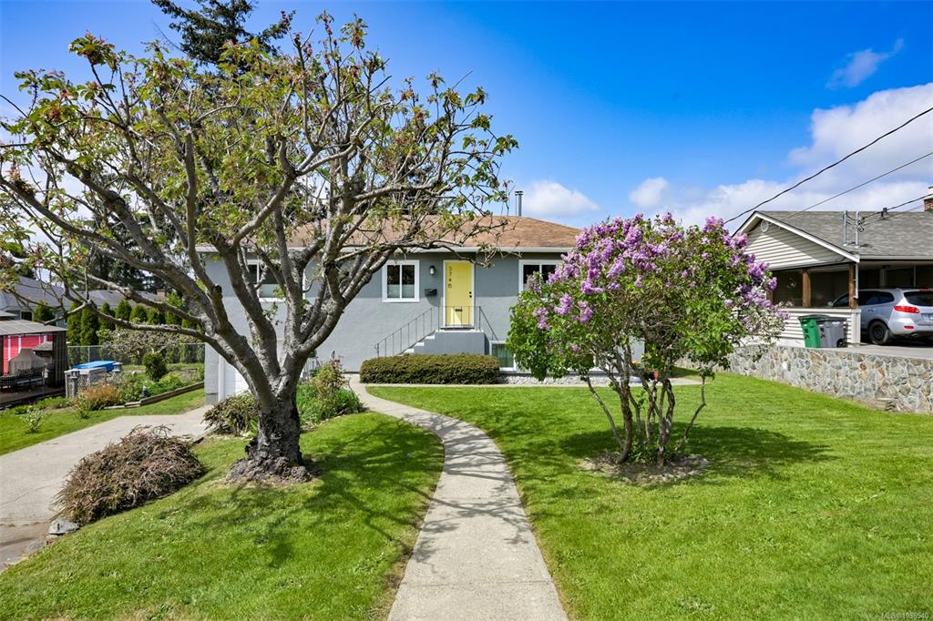 Third View of 3746 Seaton St, Saanich, BC, V8X 3W4